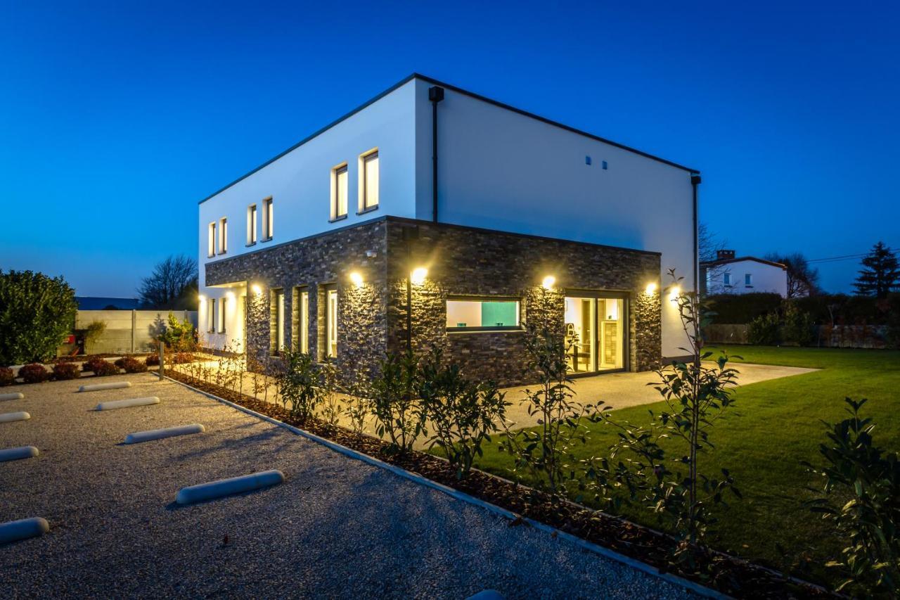 Manavahotel Herstal Exterior foto